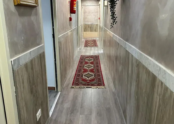 Konukevi Termini Luxury Roma