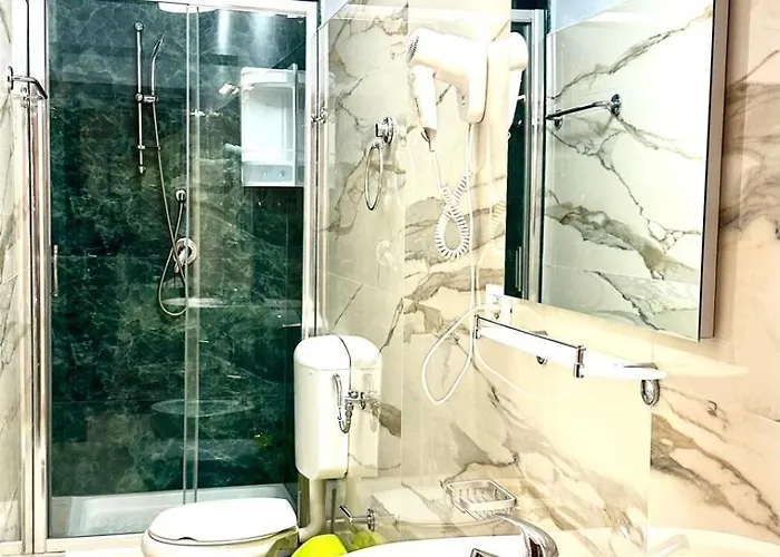 Konukevi Termini Luxury Roma